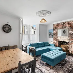 Primal Estates Brighton: Three-bedroom Townhouse With Roof Terrace Apartment Brighton